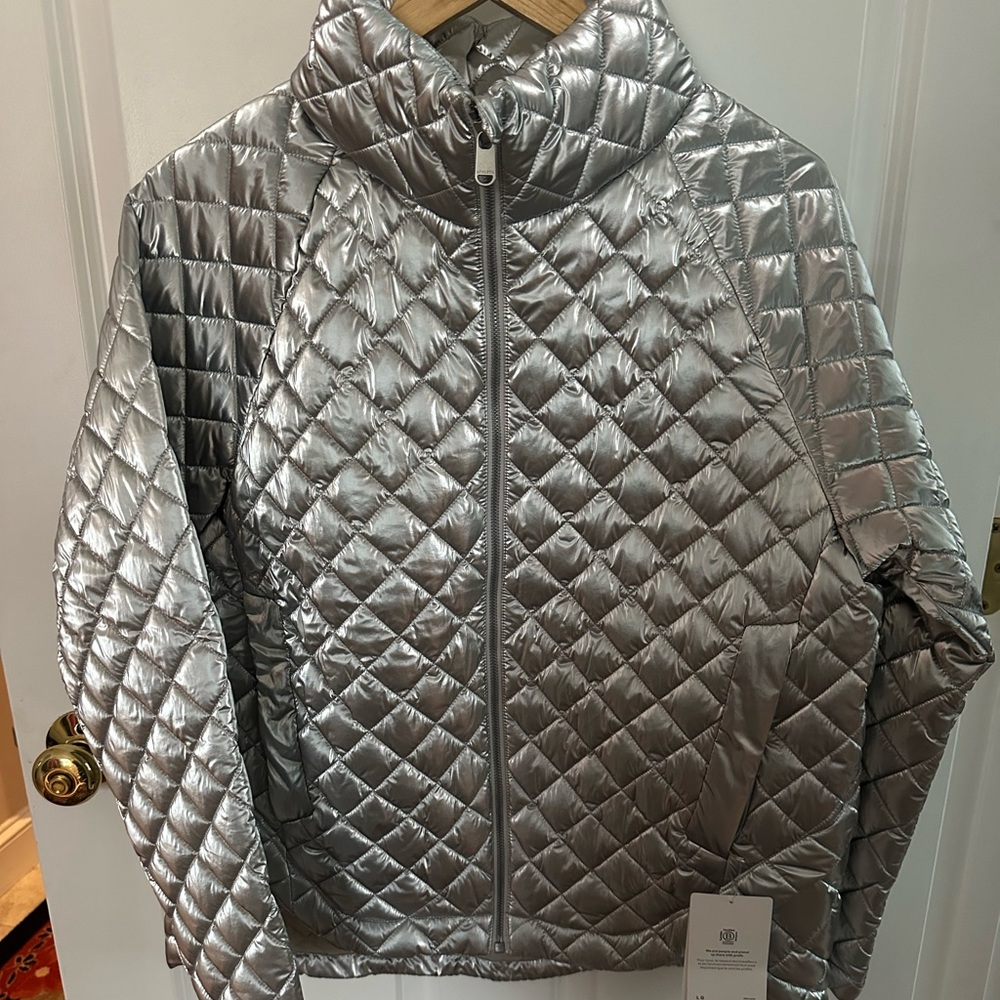 NWT Athleta Whisper Silver Jacket Large